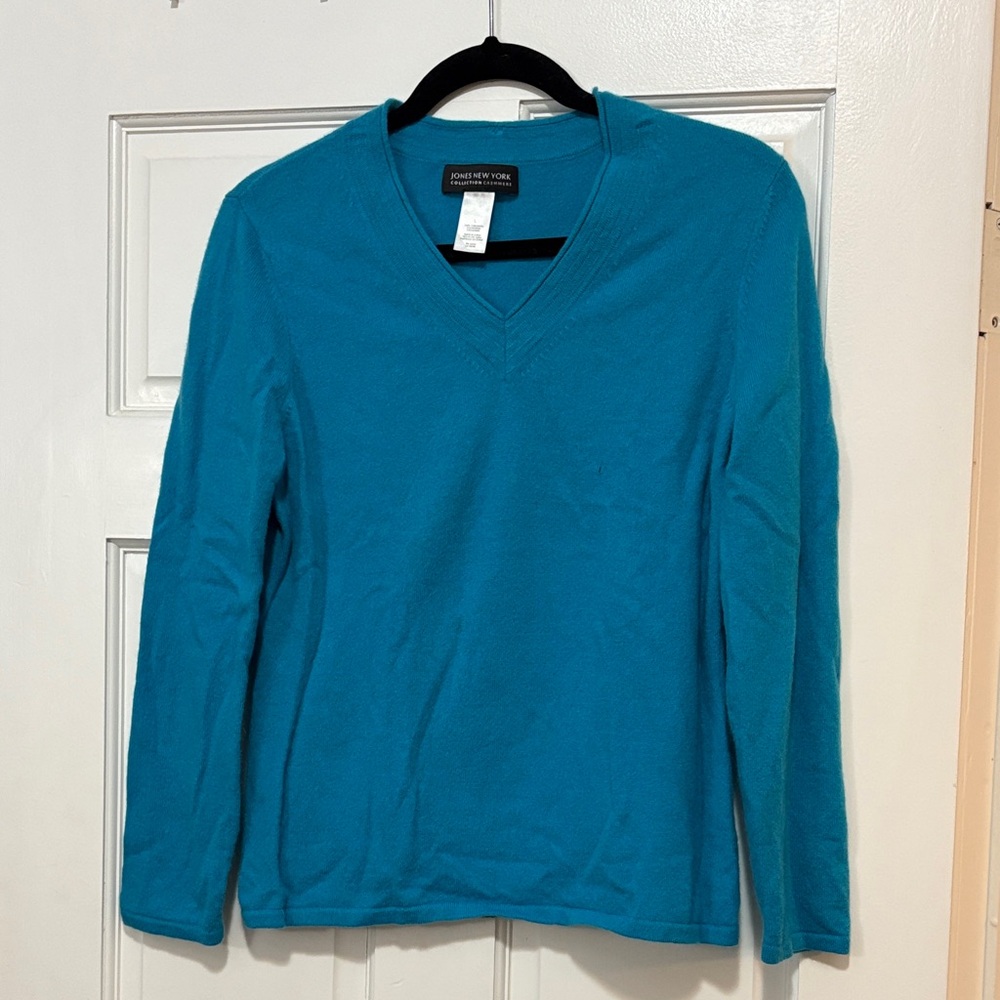 Jones New York Women’s 100% Cashmere V-Neck Sweater – Teal, Size Large